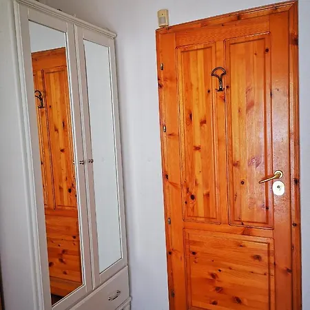 Central 5 min beach rooms * Varna